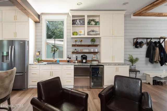 $825,000 | 1048 Little Dogwood Road, Kingston, TN 37763