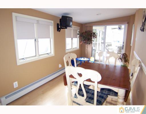 3 Falmouth Road Iselin, NJ 08830 - Photo 5 of 10 Gallery Image 5