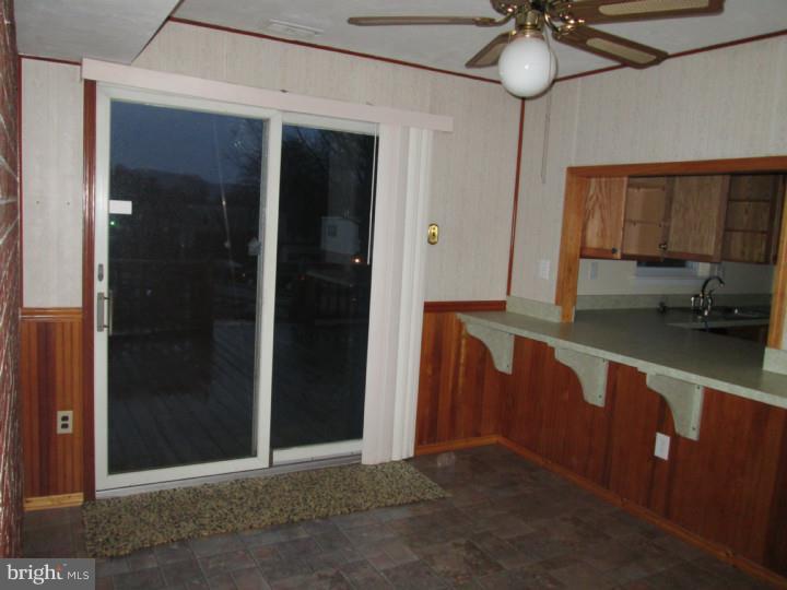 805 Rabbit Lane Reading, PA 19606 - Photo 3 of 10 Gallery Image 3