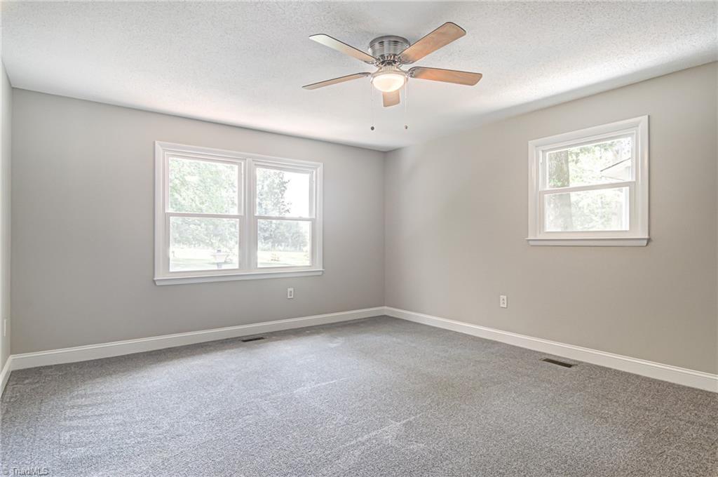 756 Frank Hulin Road Lexington, NC 27295 - Photo 6 of 30 Gallery Image 6