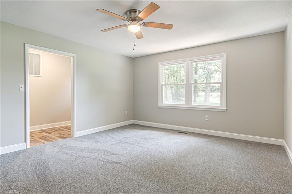 756 Frank Hulin Road Lexington, NC 27295 - Photo 7 of 30 Gallery Image 7