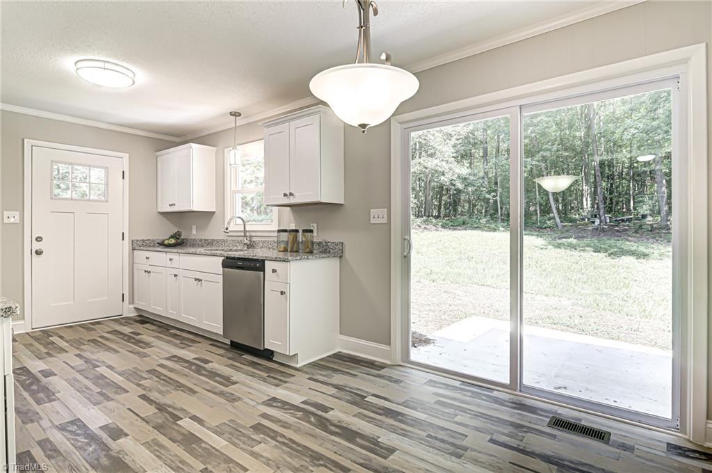 756 Frank Hulin Road Lexington, NC 27295 - Photo 8 of 30 Gallery Image 8