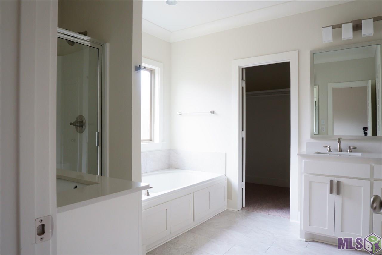 6435 Roux Drive Baton Rouge, LA 70817 - Photo 10 of 12