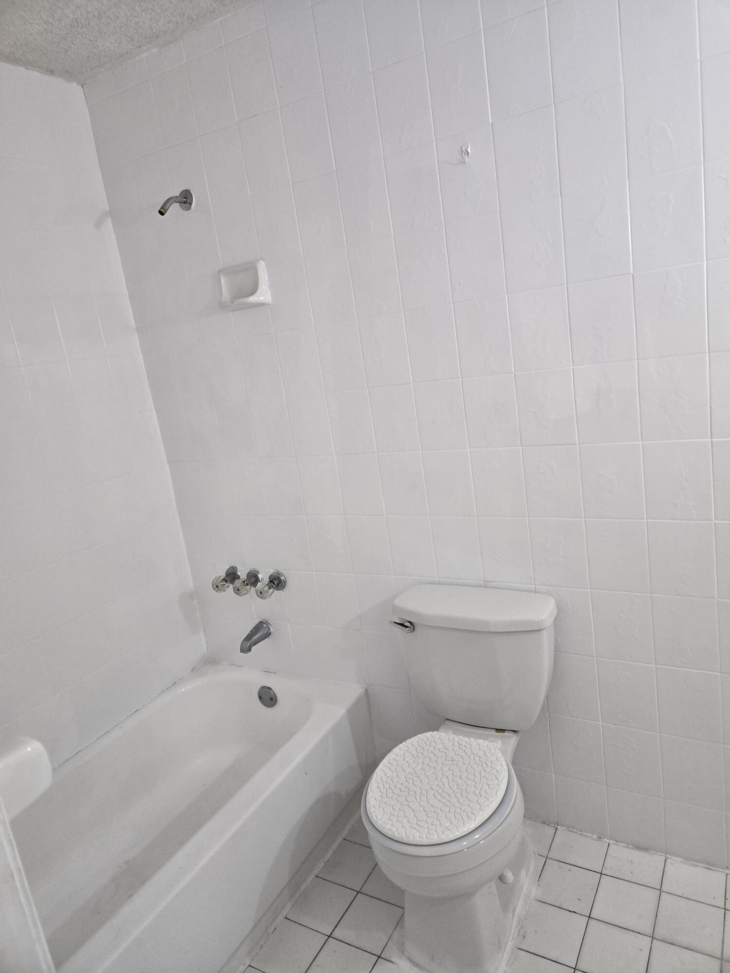 11302 Southwest 7th Street Miami, FL 33174 - Photo 19 of 25 19