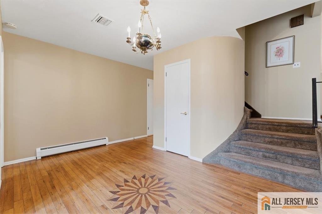 46 Lynnwood Road Edison, NJ 08820 - Photo 7 of 61