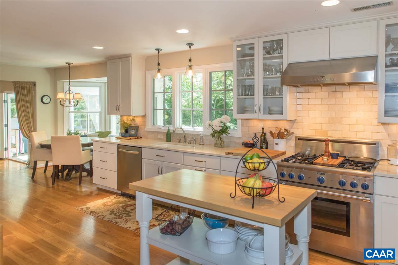 2292 Whippoorwill Road Charlottesville, VA 22901 - Photo 11 of 48 Gallery Image 11