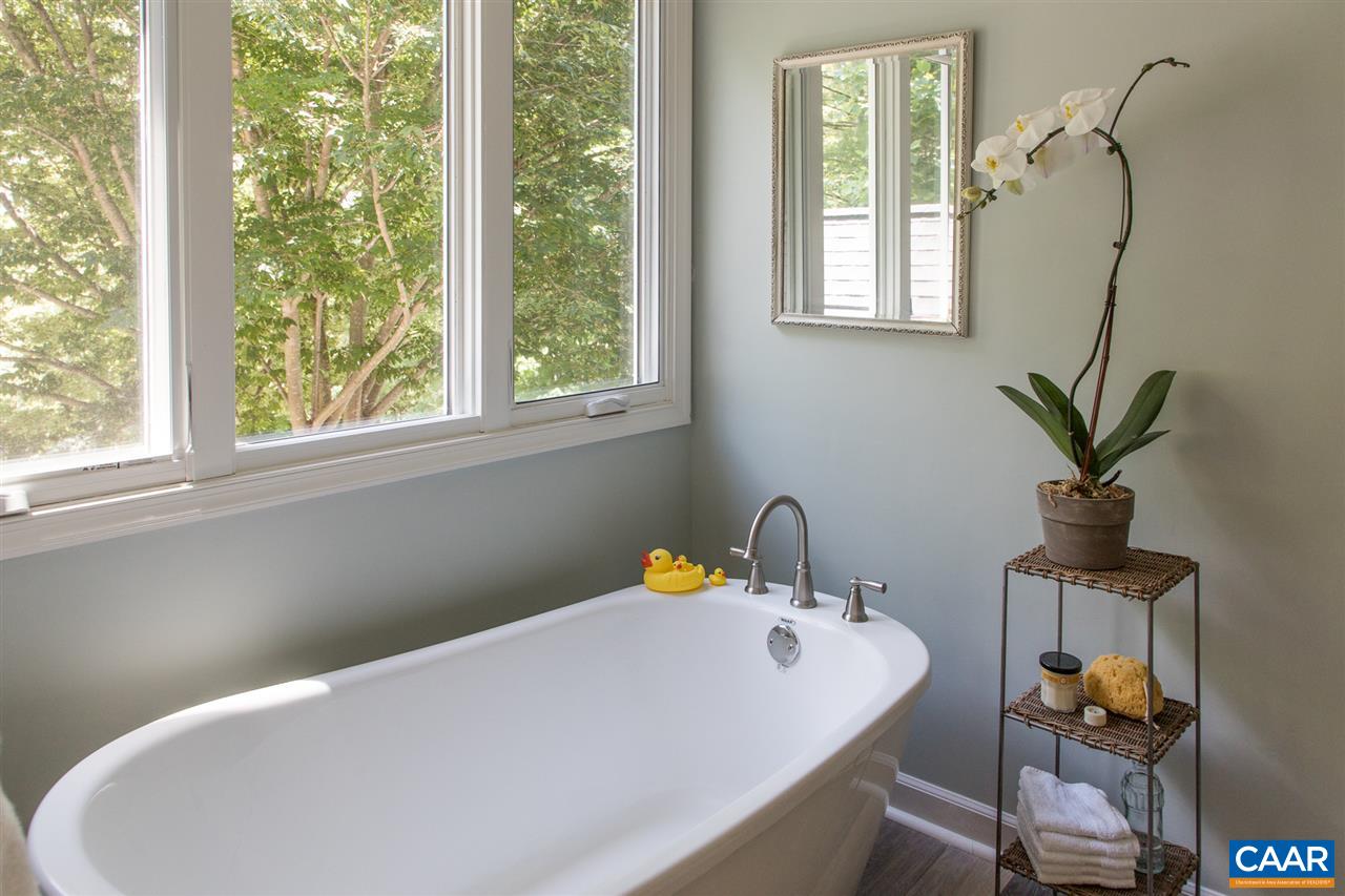 2292 Whippoorwill Road Charlottesville, VA 22901 - Photo 25 of 48 Gallery Image 25