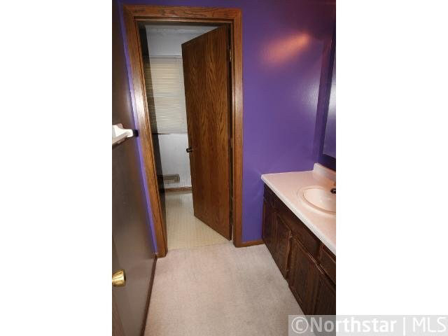 8614 Darnel Road Eden Prairie, MN 55344 - Photo 12 of 18 Gallery Image 12