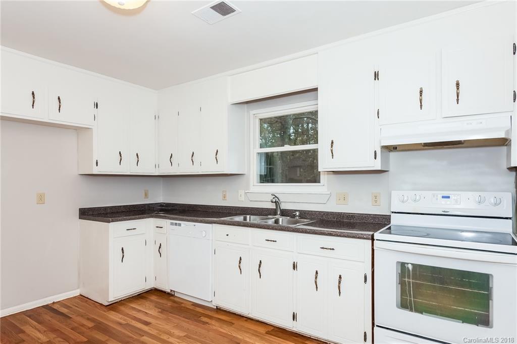 8301 Barncliff Road Charlotte, NC 28227 - Photo 11 of 25 Gallery Image 11