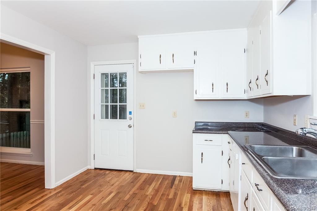 8301 Barncliff Road Charlotte, NC 28227 - Photo 12 of 25 Gallery Image 12