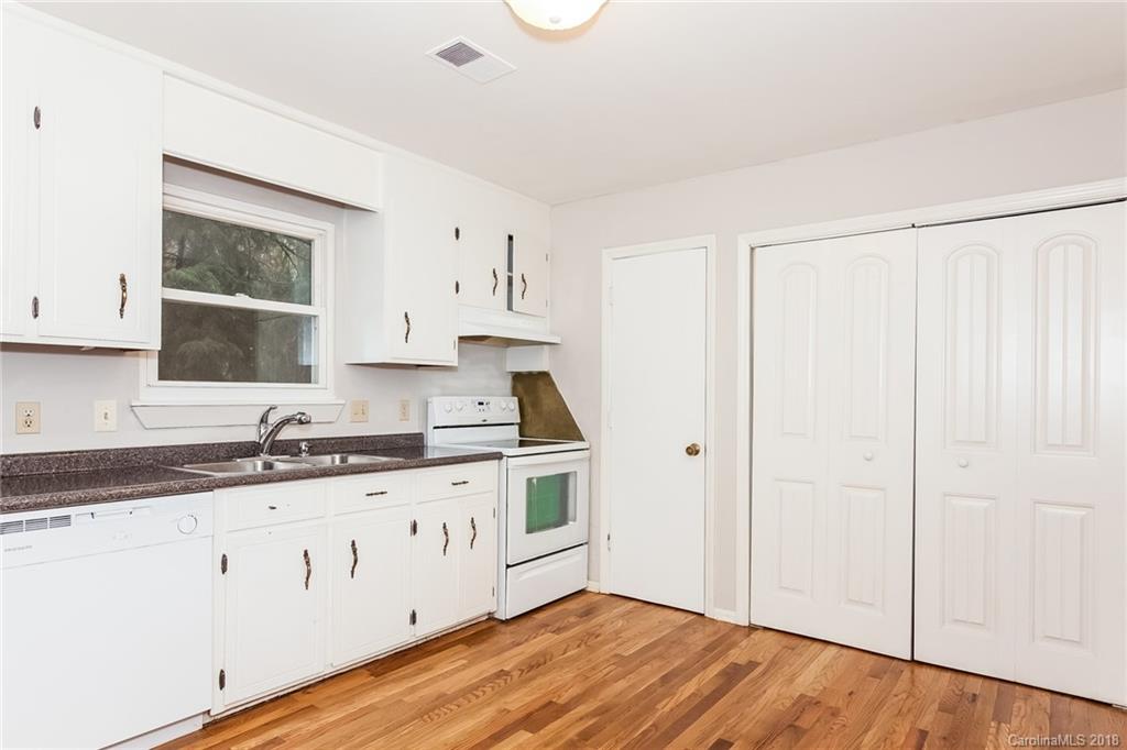 8301 Barncliff Road Charlotte, NC 28227 - Photo 13 of 25 Gallery Image 13