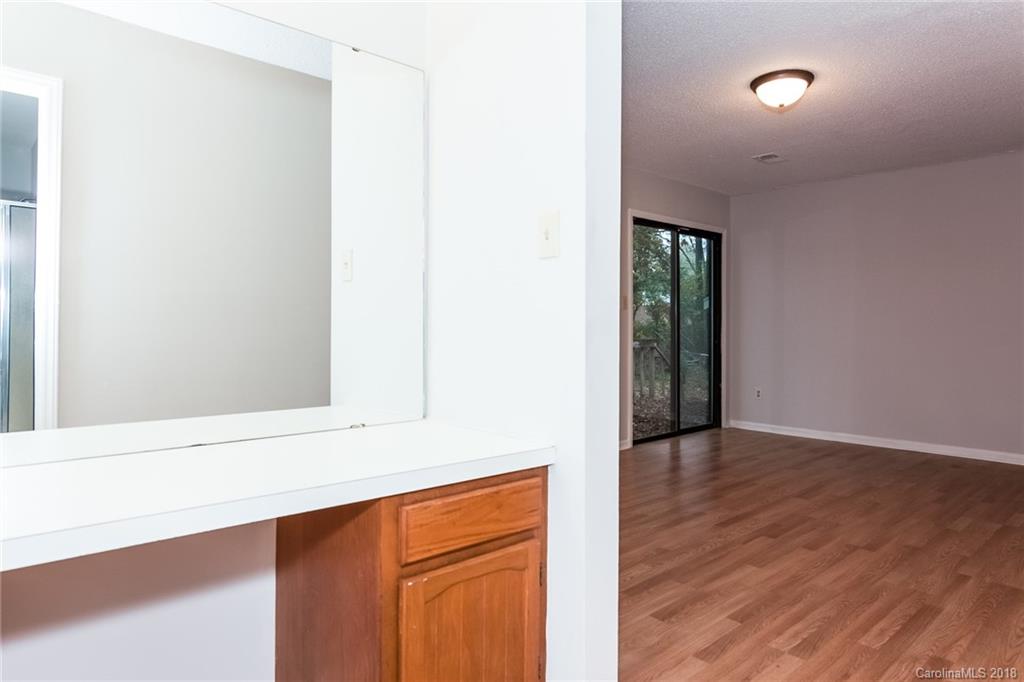 8301 Barncliff Road Charlotte, NC 28227 - Photo 17 of 25 Gallery Image 17