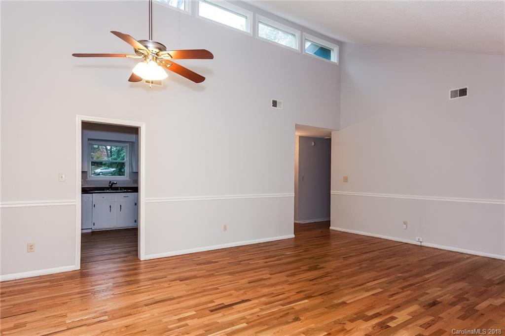8301 Barncliff Road Charlotte, NC 28227 - Photo 9 of 25 Gallery Image 9