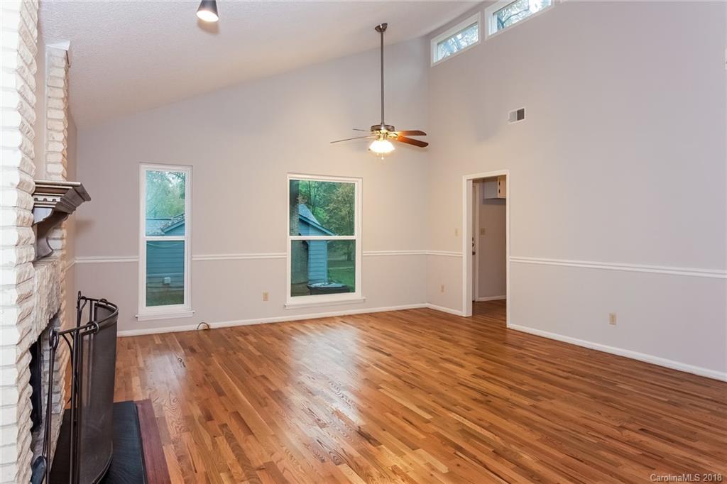 8301 Barncliff Road Charlotte, NC 28227 - Photo 10 of 25 Gallery Image 10