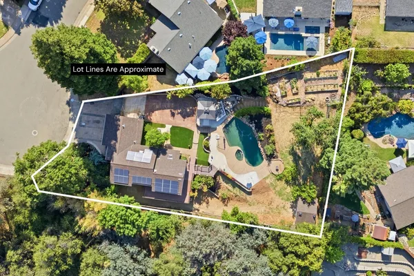$879,900 | 121 Prospector Court, Folsom, CA 95630