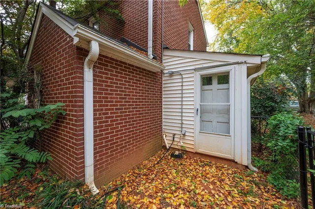 $325,000 | 3432 Royalton Street, Winston-Salem, NC 27104