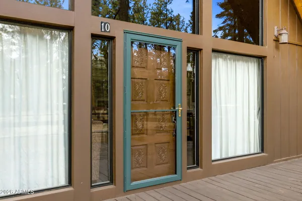 $575,000 | 10 North Acr, Unit 1030, Greer, AZ 85927
