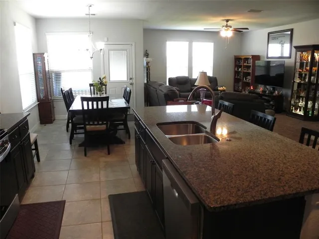 $324,999 | 1114 Tiburon Trail, Cleburne, TX 76033