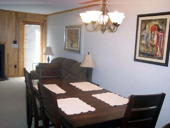 84 Powderidge Road Snowshoe, WV 26209 - Photo 5 of 14 dining area