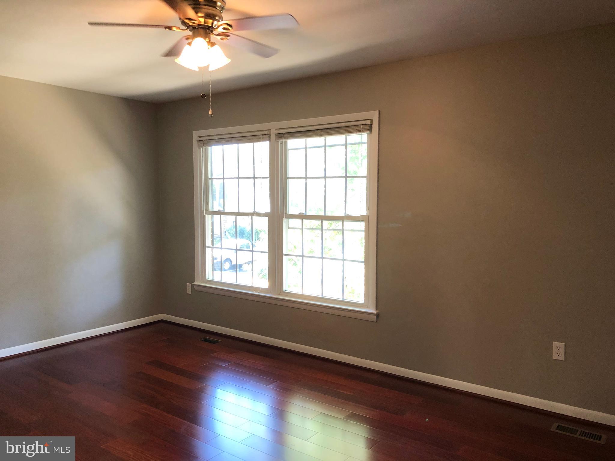 6471 Silver Ridge Circle Alexandria, VA 22315 - Photo 12 of 35