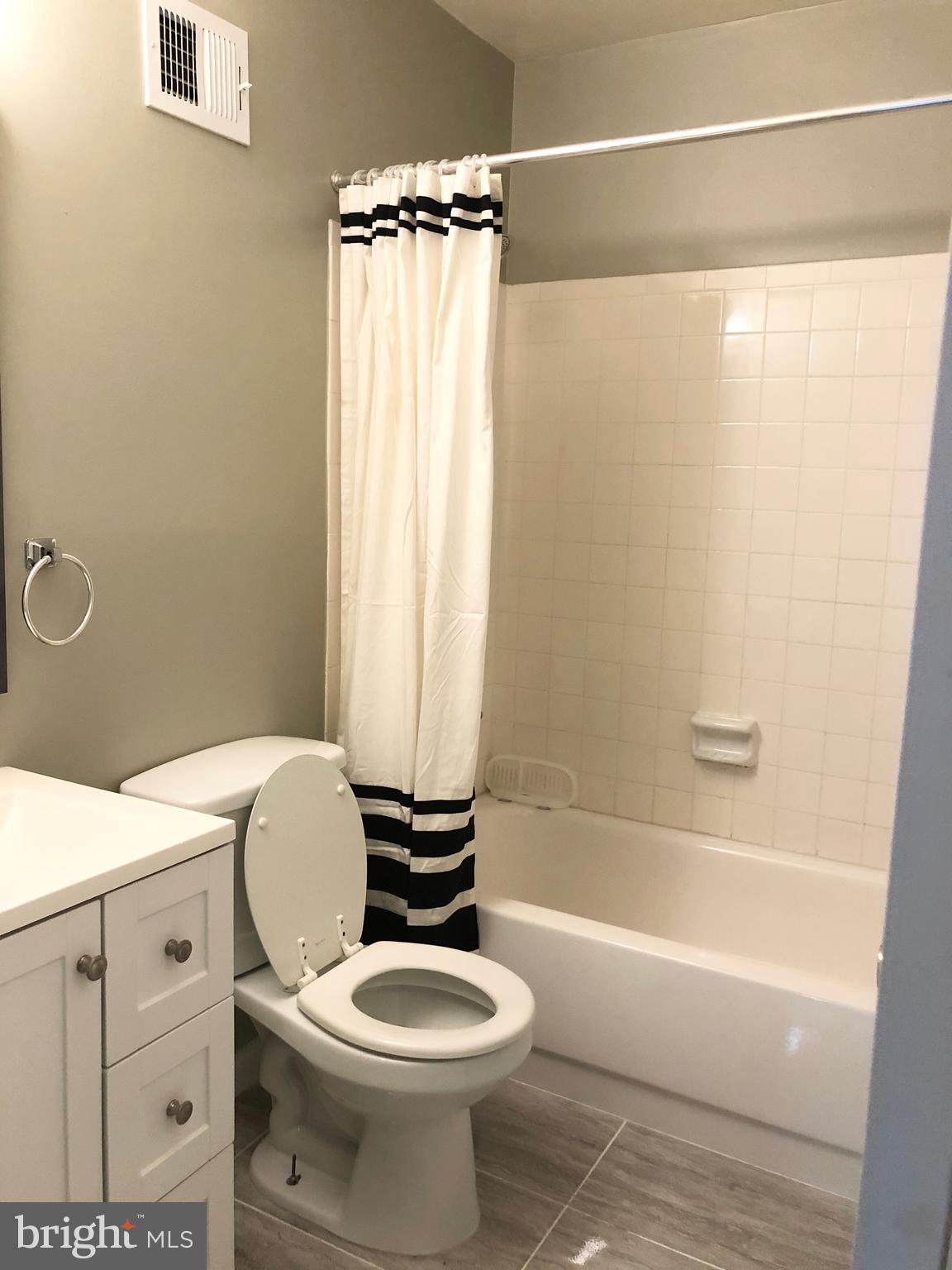 6471 Silver Ridge Circle Alexandria, VA 22315 - Photo 16 of 35