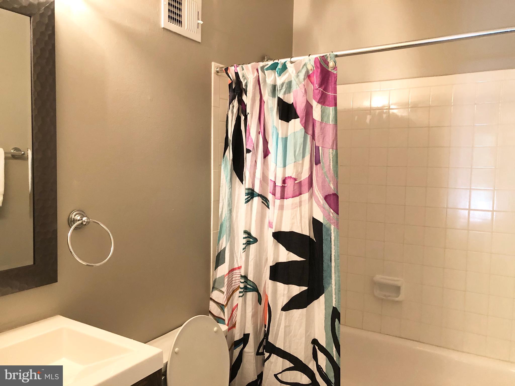 6471 Silver Ridge Circle Alexandria, VA 22315 - Photo 26 of 35