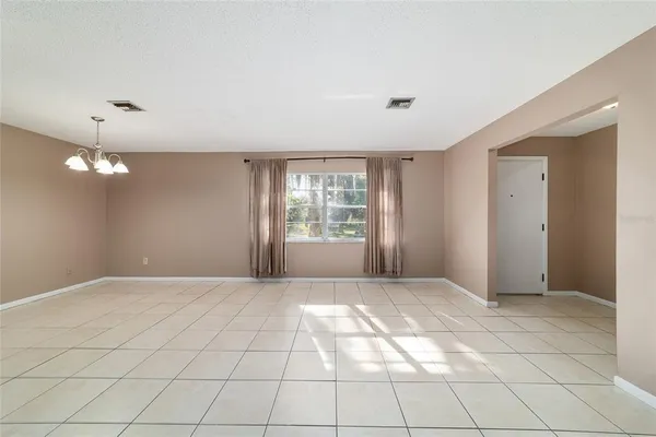 $279,900 | 1325 Southeast 19th Street, Ocala, FL 34471