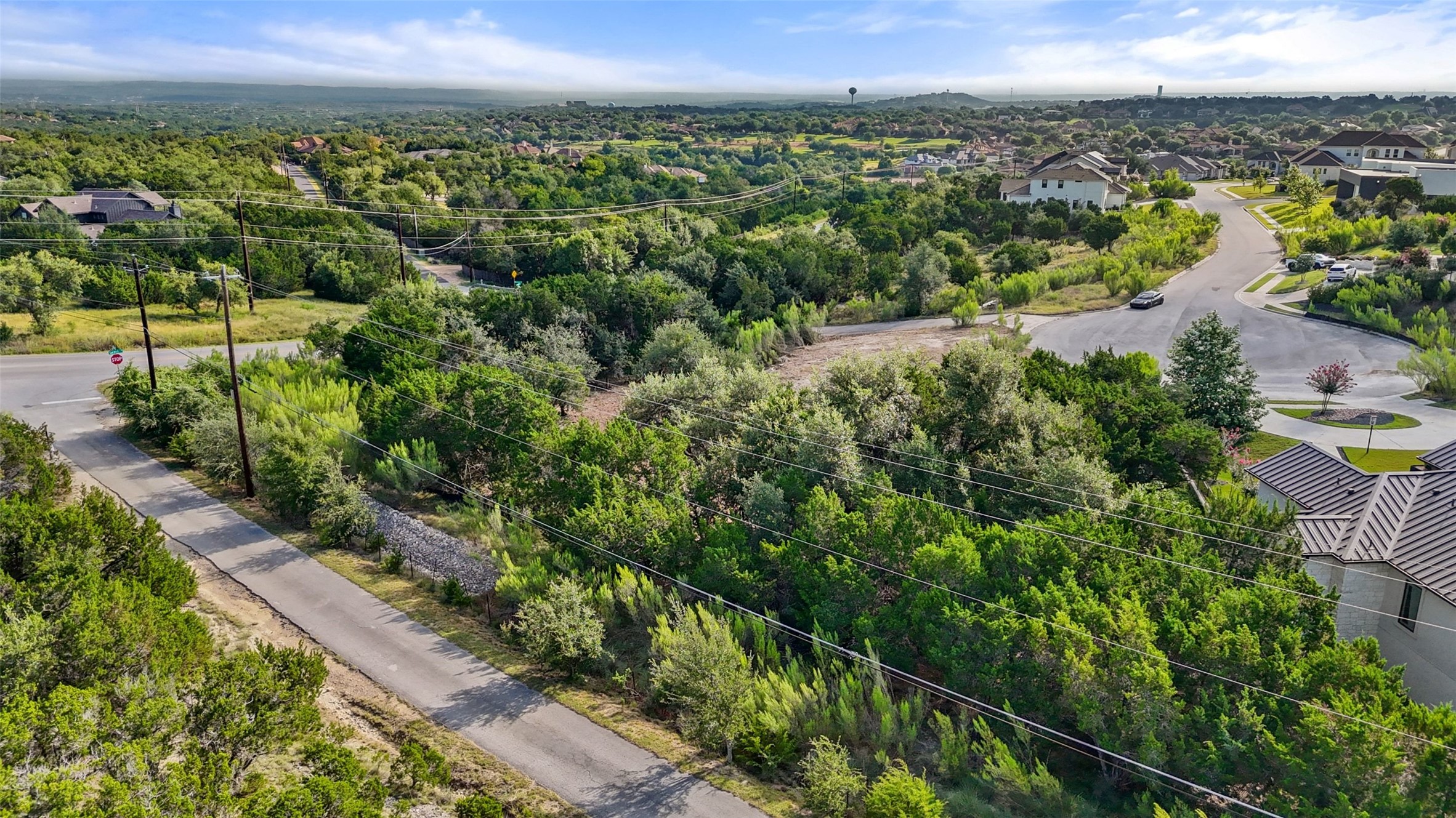 210 Lodestone Cove Austin, TX 78738 - Photo 3 of 32
