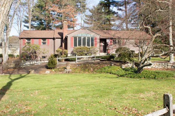 12 Spring Street Norfolk, MA 02056 - Photo 1 of 27 Gallery Image 1