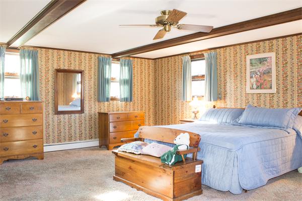 12 Spring Street Norfolk, MA 02056 - Photo 16 of 27 Gallery Image 16