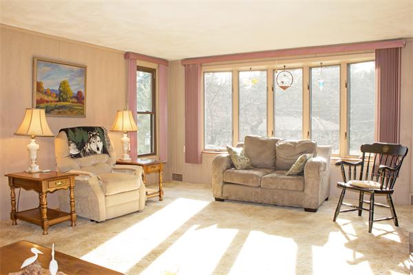 12 Spring Street Norfolk, MA 02056 - Photo 9 of 27 Gallery Image 9
