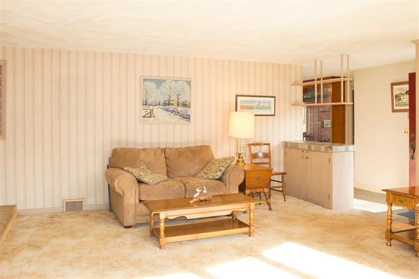 12 Spring Street Norfolk, MA 02056 - Photo 10 of 27 Gallery Image 10