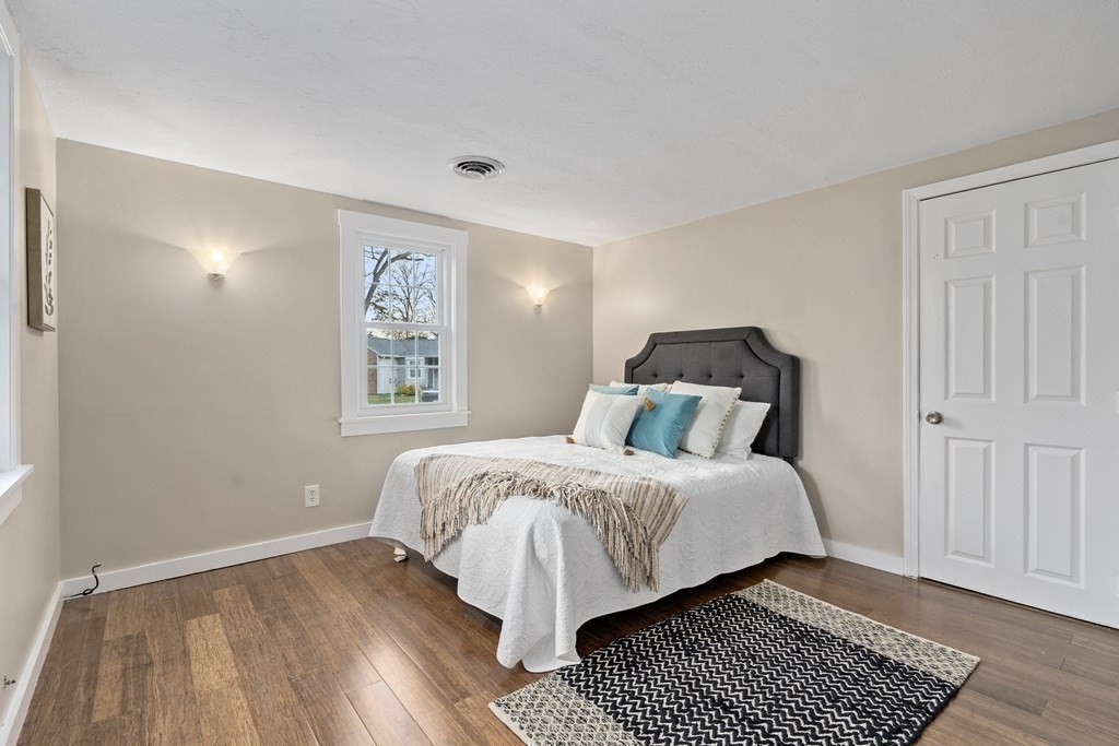 5 Rockridge Road Framingham, MA 01702 - Photo 17 of 26 Gallery Image 17