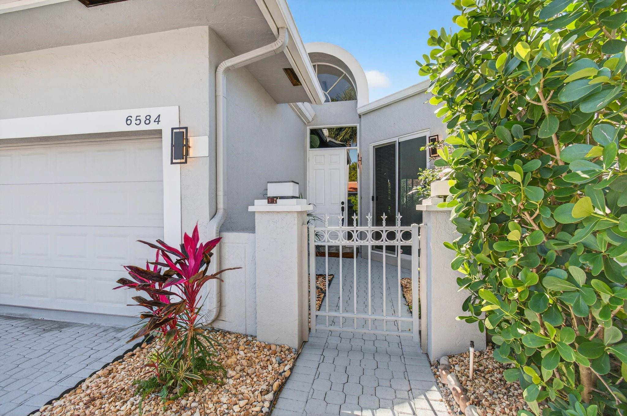 6584 Hampton Circle Boca Raton, FL 33496 - Photo 6 of 84 Photo 6