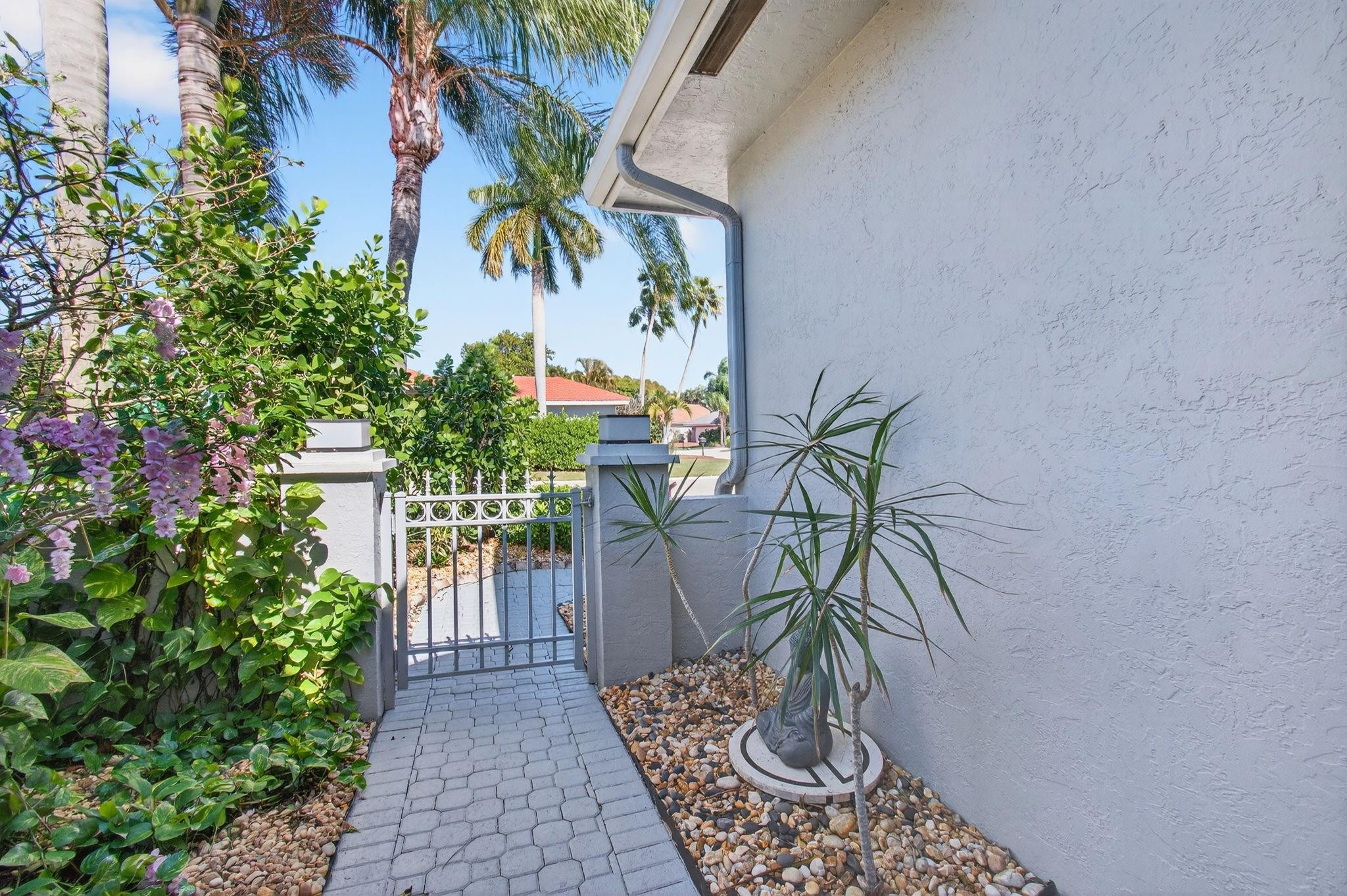 6584 Hampton Circle Boca Raton, FL 33496 - Photo 8 of 84 Photo 8