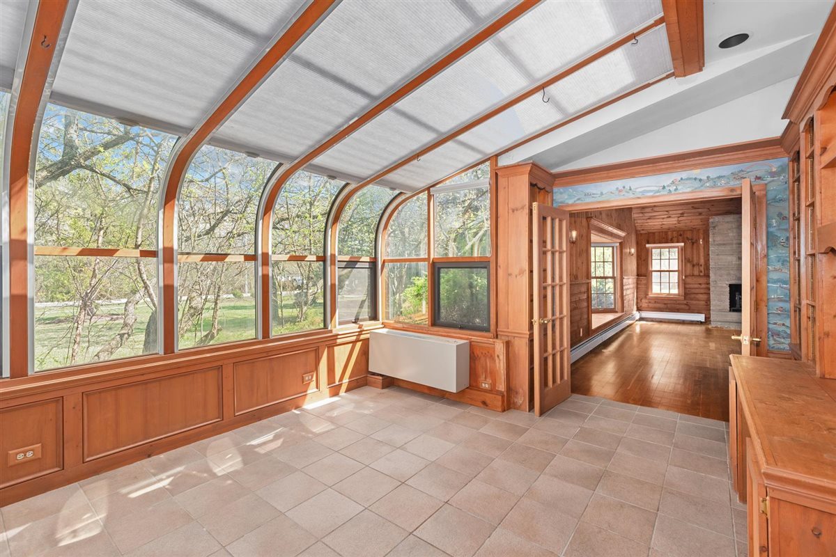 1760 Telegraph Road Lake Forest, IL 60045 - Photo 15 of 50 a spacious bathroom with a large window and a bathtub