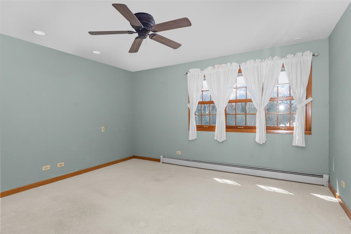 1760 Telegraph Road Lake Forest, IL 60045 - Photo 23 of 50 a view of empty room with ceiling fan