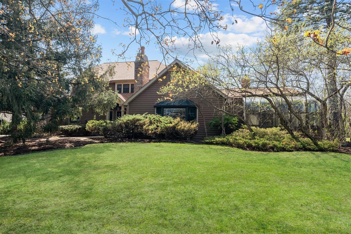 1760 Telegraph Road Lake Forest, IL 60045 - Photo 3 of 50 a view of a house with a big yard and large trees