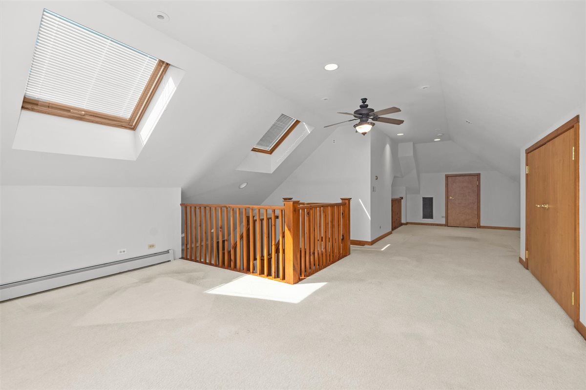 1760 Telegraph Road Lake Forest, IL 60045 - Photo 33 of 50 a view of a hallway with entryway