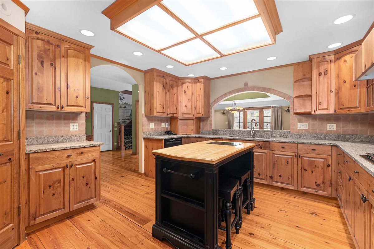 1760 Telegraph Road Lake Forest, IL 60045 - Photo 10 of 50 a kitchen with stainless steel appliances granite countertop a stove and a sink