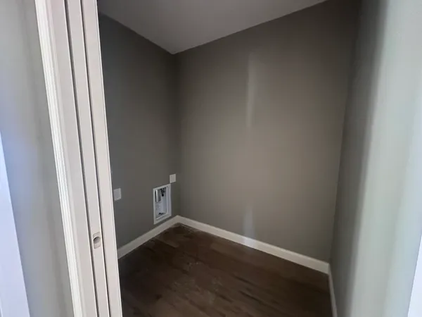 $329,000 | 1707 Millstone Drive, Normal, IL 61761