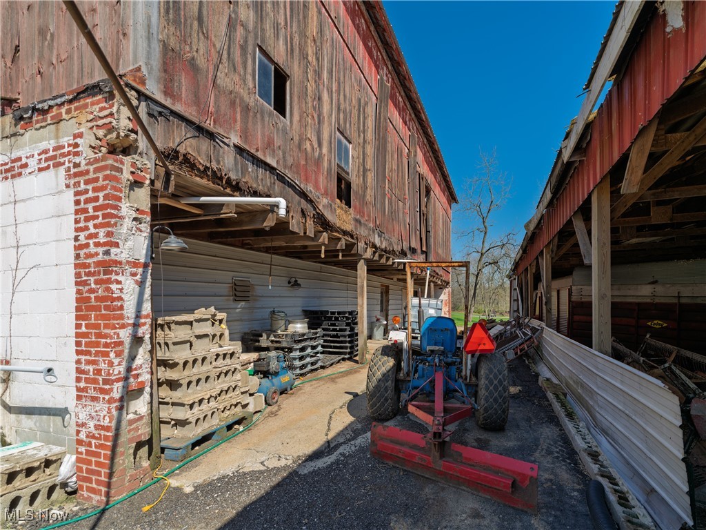 13707 Calaboone Road Doylestown, OH 44230 - Photo 7 of 14 Gallery Image 7