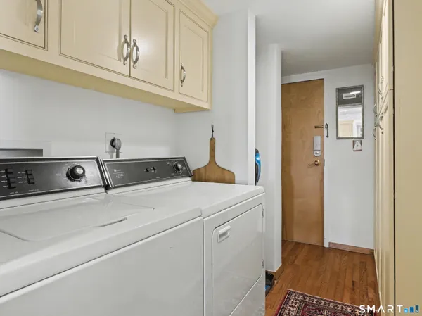 $1,395,000 | 15 1/2 Water Street, Unit 4, Groton, CT 06355