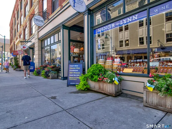 $1,395,000 | 15 1/2 Water Street, Unit 4, Groton, CT 06355
