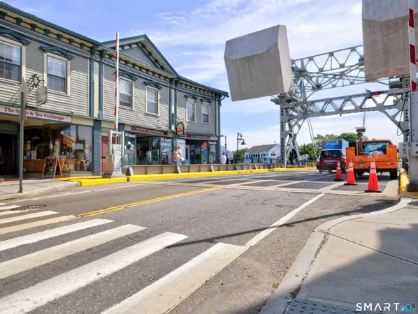 $1,395,000 | 15 1/2 Water Street, Unit 4, Groton, CT 06355