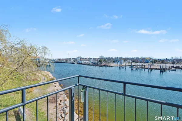 $1,395,000 | 15 1/2 Water Street, Unit 4, Groton, CT 06355