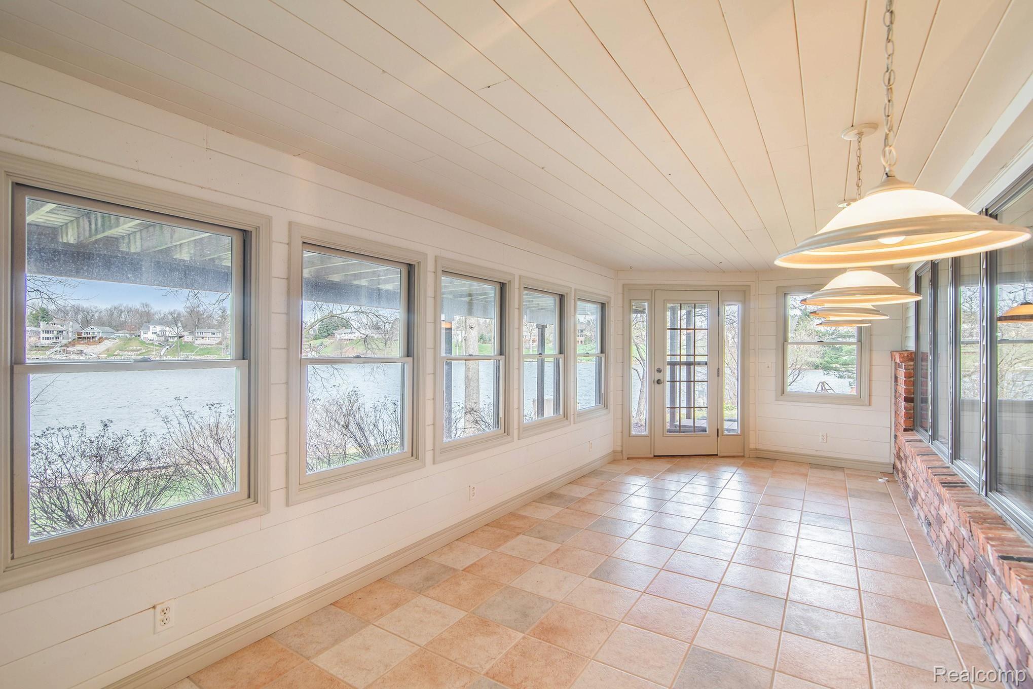 15526 Lobdell Road Linden, MI 48451 - Photo 36 of 42 DSC_9614.jpg