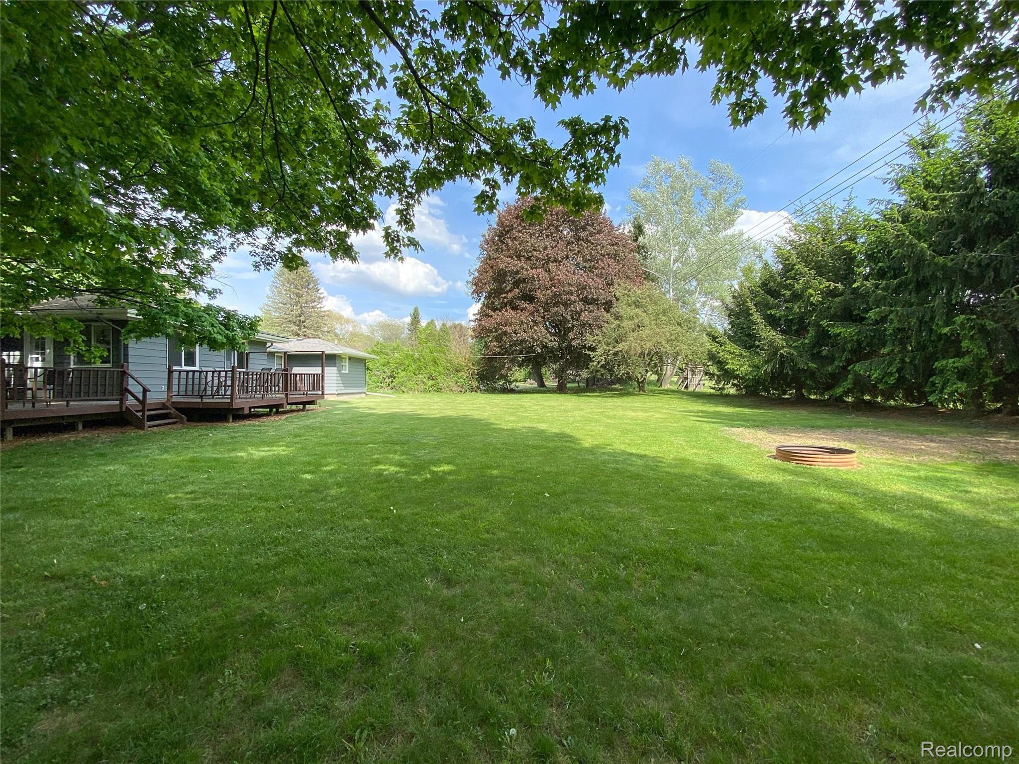 3855 Mason Road Howell, MI 48843 - Photo 3 of 28 Highly Desired Private Yard