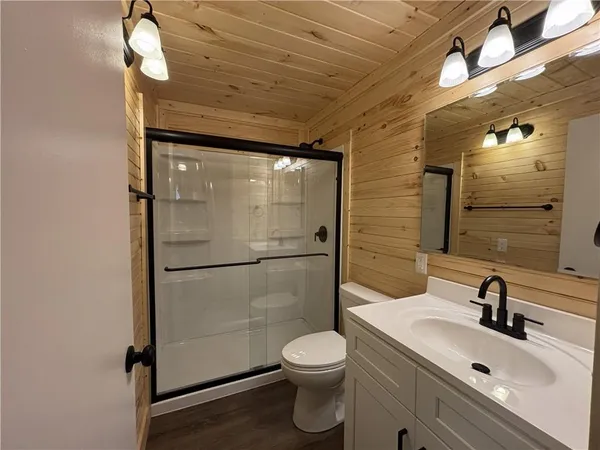 $179,900 | 1021 North Elm Street, Maryville, MO 64468