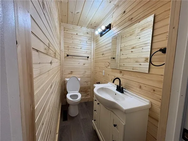 $179,900 | 1021 North Elm Street, Maryville, MO 64468